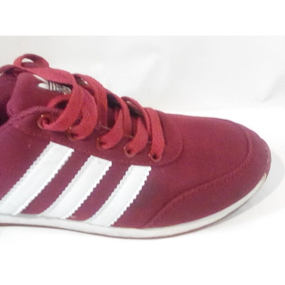 Rare Vintage Adidas Running Shoes size 7.5